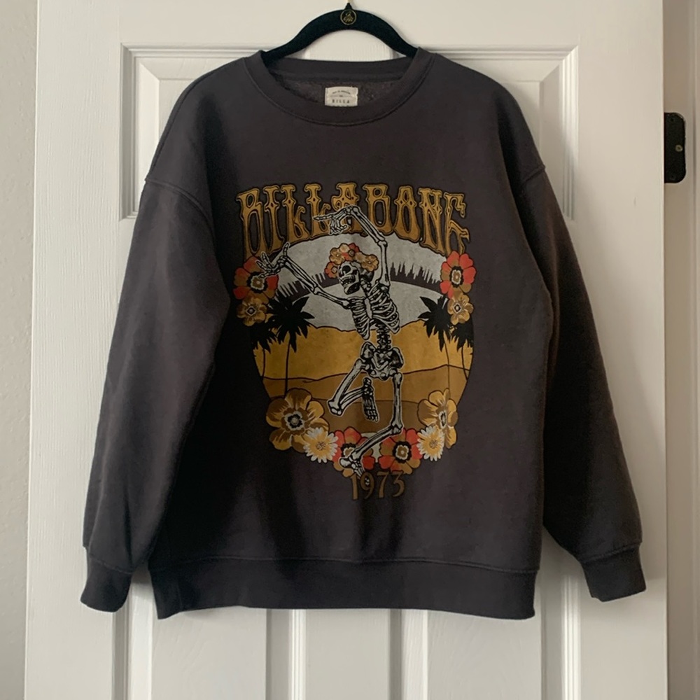 Billabong skeleton skull graphic sweatshirt top shirt M